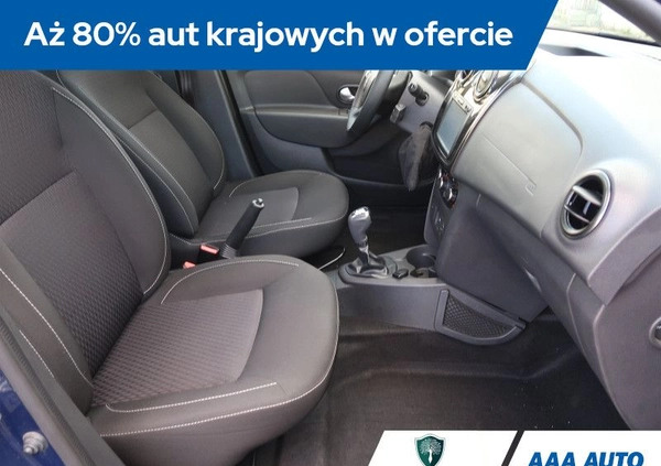 Dacia Logan cena 33000 przebieg: 67068, rok produkcji 2017 z Olkusz małe 232